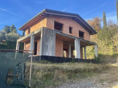 Villa in nuova costruzione a Padenghe Sul Garda