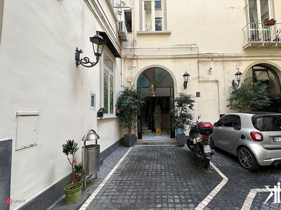 Appartamento in Affitto in Corso Vittorio Emanuele a Napoli