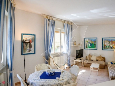 Appartamento in Affitto in Via Castagneto a Rapallo