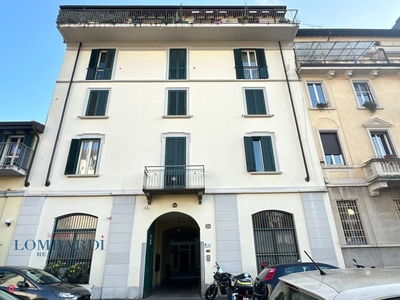 Appartamento in Affitto in Via Monviso 36 a Milano
