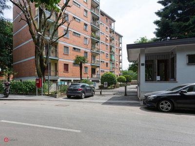 Appartamento in Affitto in Via Padre Reginaldo Giuliani 18 a Milano