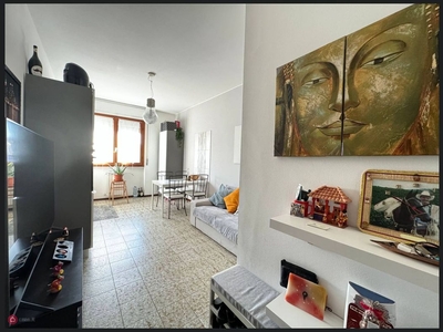 Appartamento in Affitto in Via Pier Alessandro Paravia 15 a Milano
