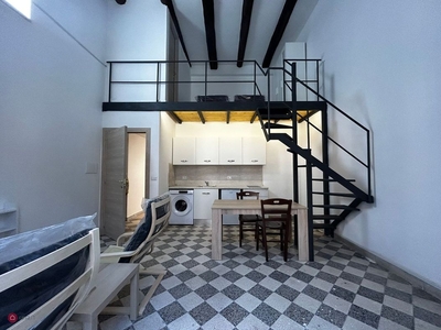 Appartamento in Affitto in Via Santa Maria di Costantinopoli 30 a Napoli