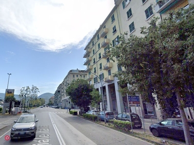 Appartamento in Affitto in Viale Italia a La Spezia