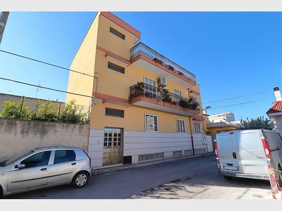 Appartamento in vendita a Bari, Via Ardigò - Bari, BA