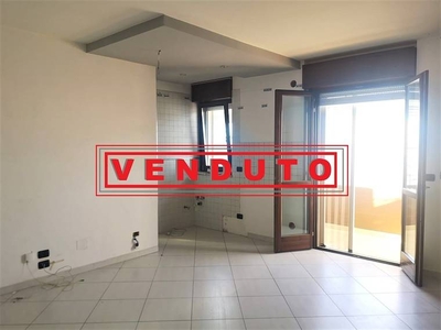 Appartamento in vendita a Bari, Via Silvestri - Bari, BA