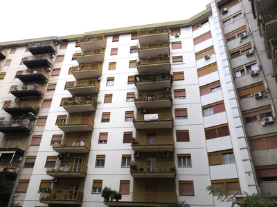 Appartamento in vendita a Palermo Civico