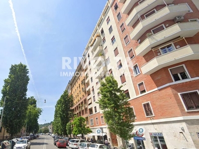 Appartamento in Vendita a Roma, zona Delle Vittorie, 850'000€, 148 m²