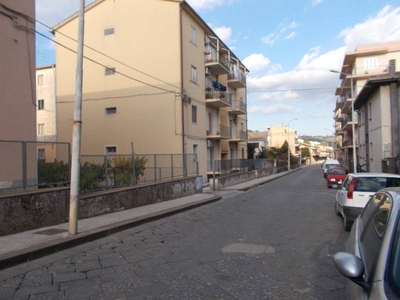 Appartamento in Vendita a Vizzini Via Matteo Agosta