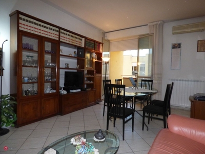 Appartamento in Vendita in Via A. Manzoni 44 a Ancona