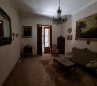 Appartamento in Via Federico di Palma - Taranto