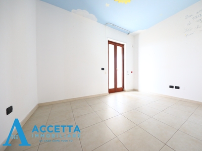 Appartamento in Via Montegrappa - Talsano, Taranto