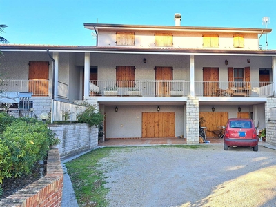 Appartamento indipendente in vendita a Senigallia Ancona Scapezzano