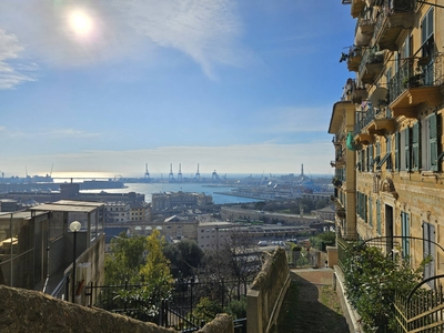 Appartamento vista mare, Genova principe