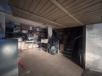 Box/Garage 52mq in vendita a Monterotondo