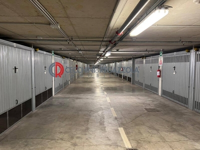 Box in Vendita a Milano, zona Stazione Centrale, 39'500€, 26 m²