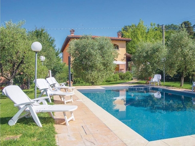 Casa a Arezzo con giardino privato