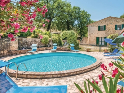 Casa a Bevagna con piscina privata