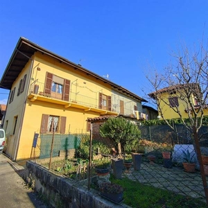 Casa singola in Strada Barazzetto Vandorno, 204 a Biella