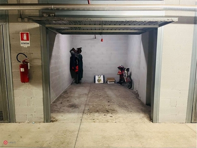 Garage/Posto auto in Affitto in Via del Campofiore 120 a Firenze