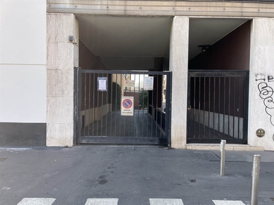 Garage / posto auto in vendita a Milano Affori