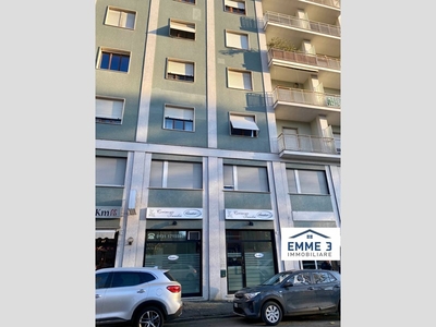 Immobile commerciale in Affitto a Alessandria, 350€, 43 m²