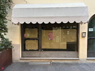 Negozio/Locale commerciale in Affitto in Via Benedetto Bacchini a Fidenza