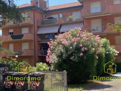 Localita´ Lido Adriano, Viale Alfieri 7 bilocale 44mq