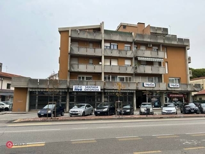 Negozio/Locale commerciale in Affitto in Via Carlo Vizzotto 17 a San Donà di Piave