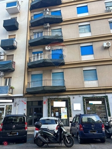 Negozio/Locale commerciale in Affitto in Via de Cosmi Giovanni Agostino 43 a Palermo