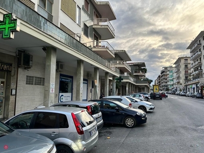 Negozio/Locale commerciale in Affitto in Via Manzoni 113 a Napoli