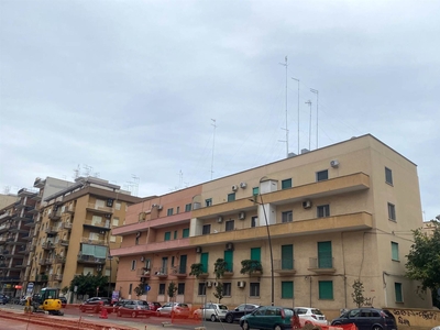 Quadrilocale in ottime condizioni in zona Italia,montegranaro a Taranto