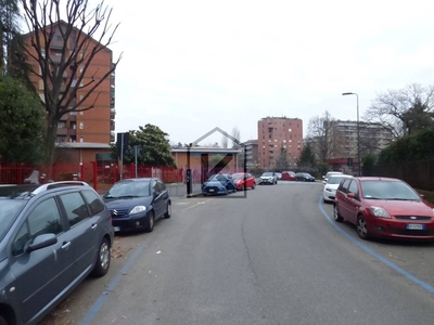 Quadrilocale in Vendita a Milano, zona Primaticcio, 475'000€, 120 m²