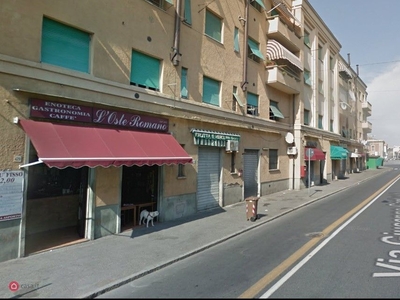 Negozio/Locale commerciale in Affitto in Garibaldi 429 a Livorno