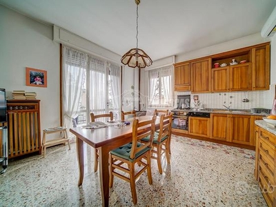 Villa Bifamiliare con 500 mq di terreno !!!