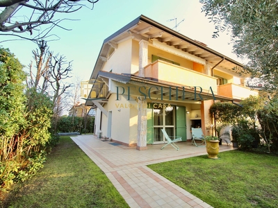 Villa con terrazzo, Sirmione colombare