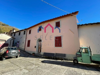 casa in vendita a Vitiana