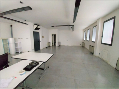 ufficio in vendita a Piacenza