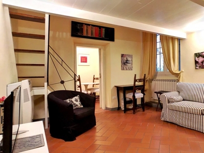 Appartamento con 1 camera da letto in affitto a Santa Croce, Firenze
