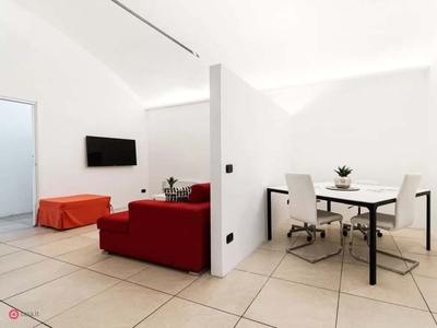 Appartamento in Affitto in Via Giuseppe Brambilla a Como