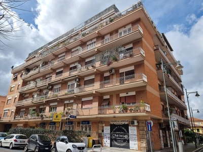 Quadrilocale in Via San Francesco D'Assisi, Ciampino, 1 bagno, 120 m²