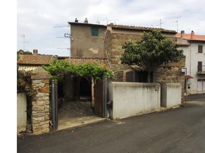 Casa indipendente in vendita a Monte Romano