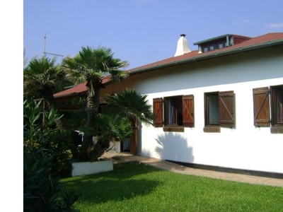 Villa in vendita a Pomezia, Frazione Pratica Di Mare