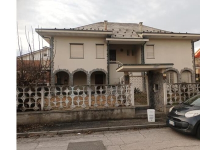 Villa in vendita a Savigliano, Via Antonio Gramsci 11