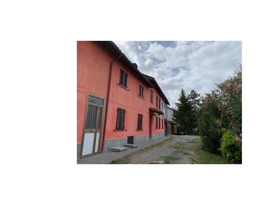 Casa indipendente in vendita a Berzano di Tortona, Frazione Chiesa, Frazione Chiesa 12