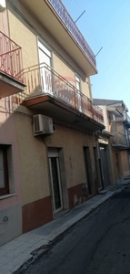 Casa indipendente in Via Goffredo Mameli, Comiso, 8 locali, 2 bagni