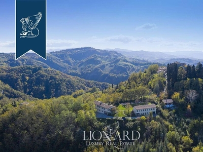 Prestigiosa villa di 700 mq in vendita Roncofreddo, Emilia-Romagna