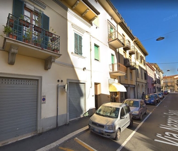 Fondo commerciale in affitto Arezzo
