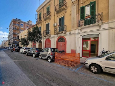 Negozio/Locale commerciale in Affitto in Via Maddalena 113 a Messina