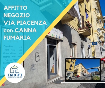 Negozio/Locale commerciale in Affitto in Via Piacenza 97 r a Genova